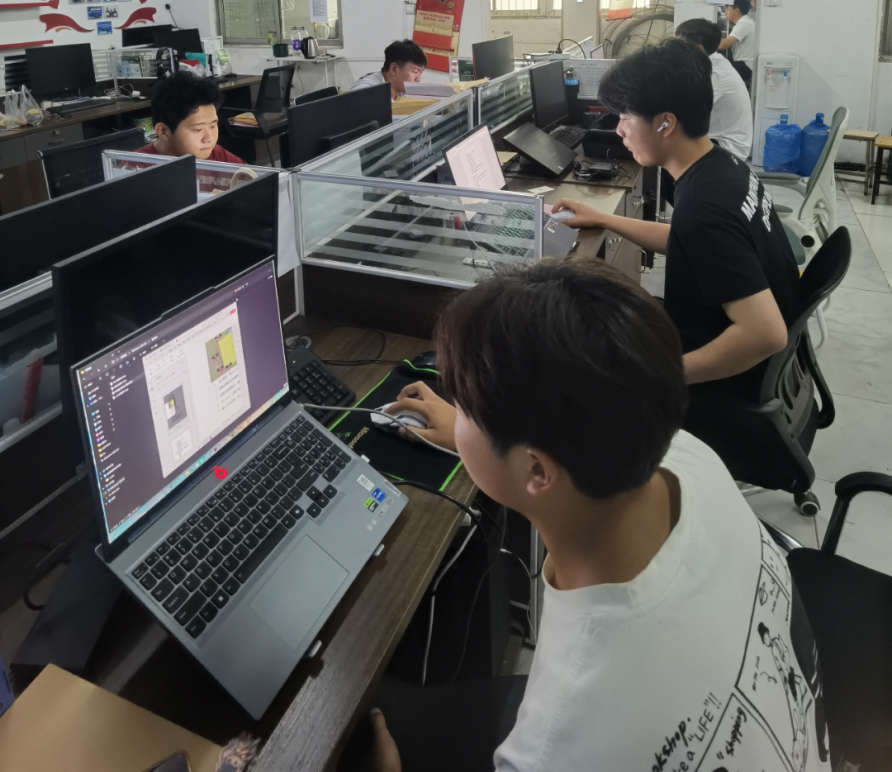 喜報(bào)！我校9名學(xué)子在2025年河南省大學(xué)生測(cè)繪學(xué)科創(chuàng)新創(chuàng)業(yè)智能大賽中斬獲佳績(jī)